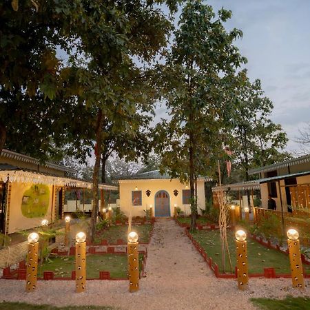 Palash The Jungle Resort Gondia Extérieur photo