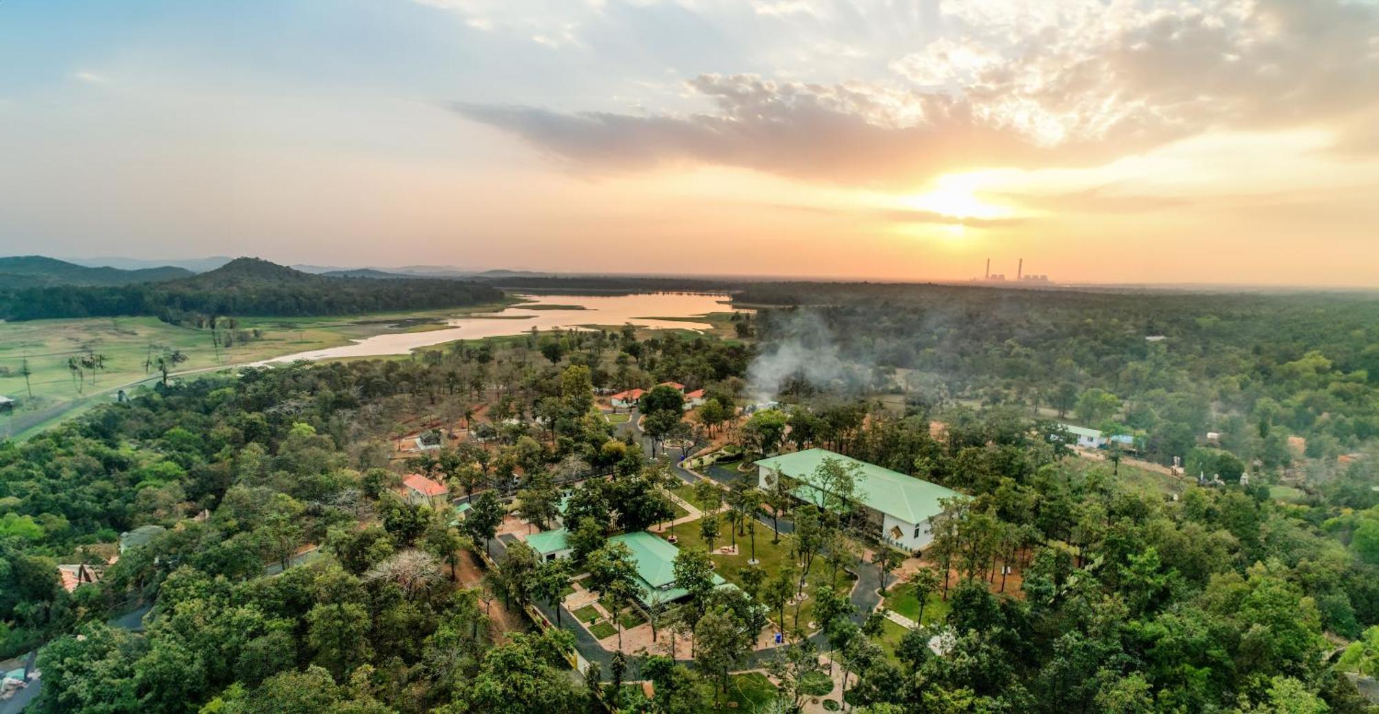 Palash The Jungle Resort Gondia Extérieur photo