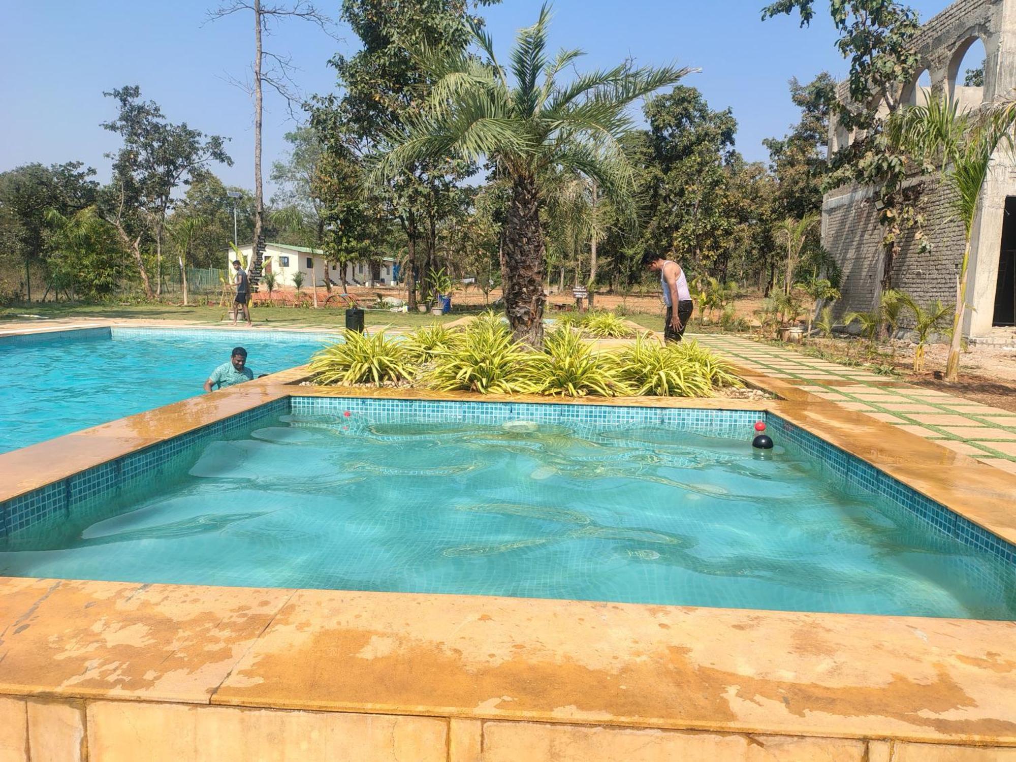 Palash The Jungle Resort Gondia Extérieur photo